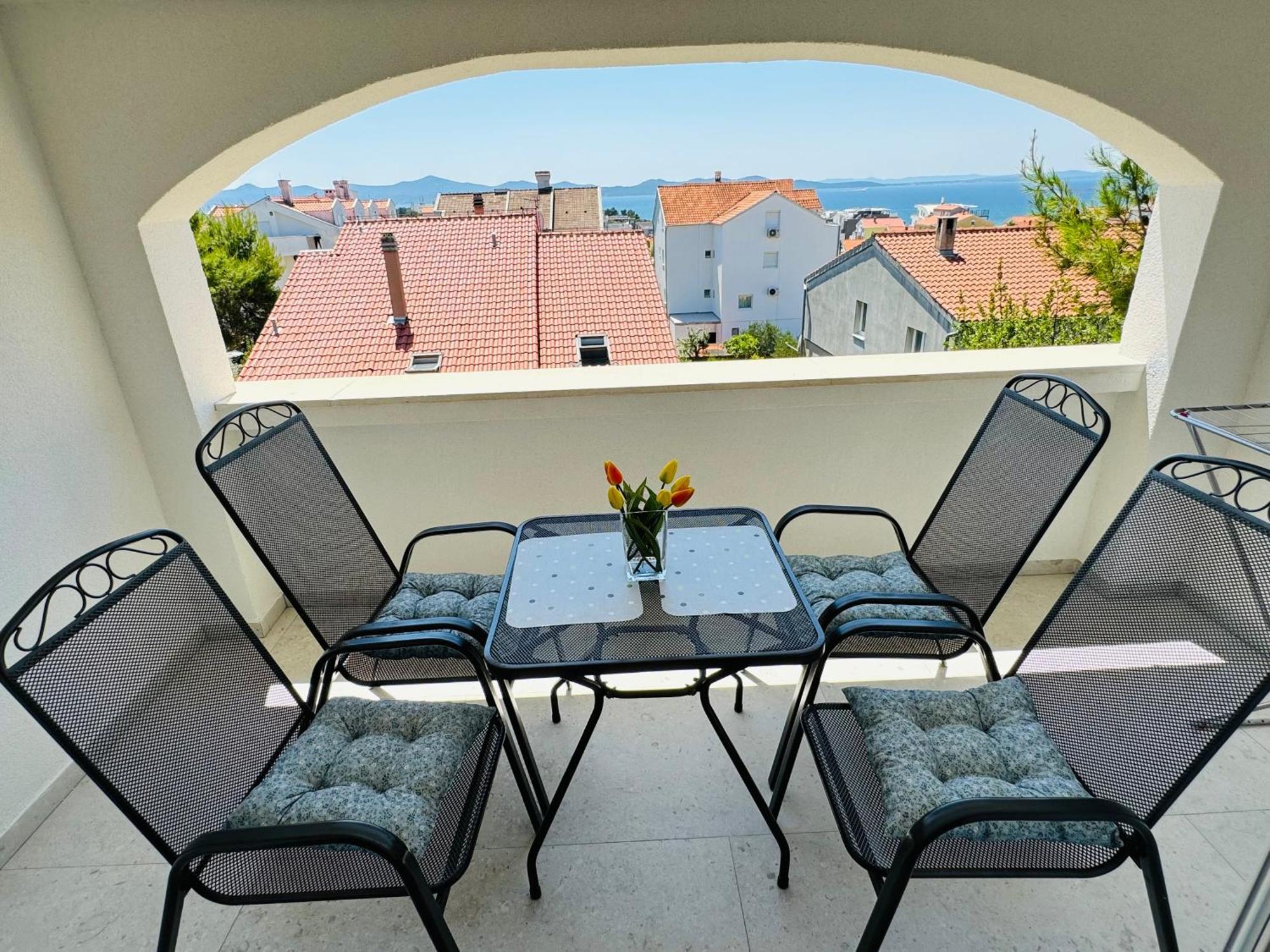 Apartments & Rooms Petra Zadar Exterior photo
