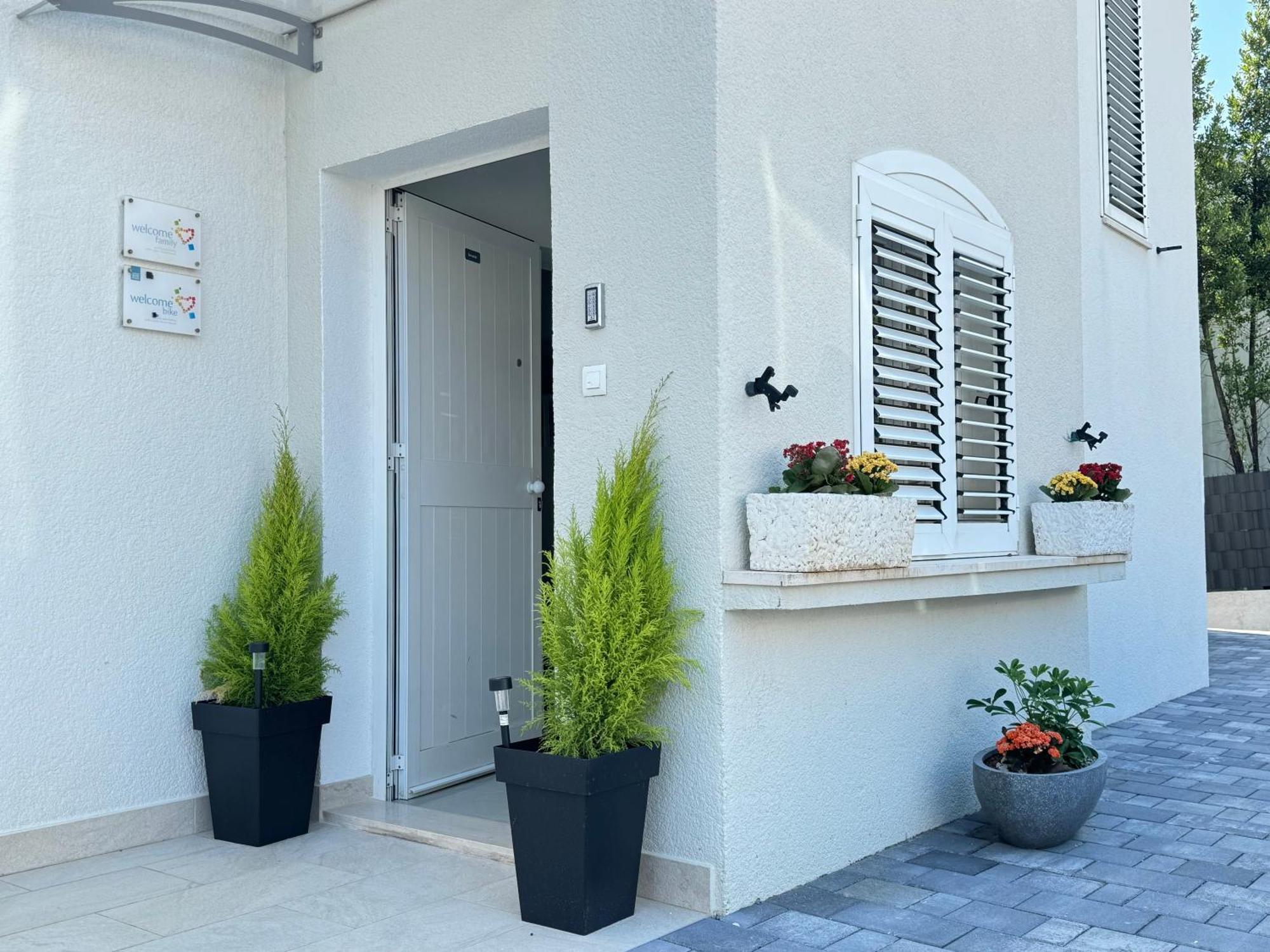 Apartments & Rooms Petra Zadar Exterior photo